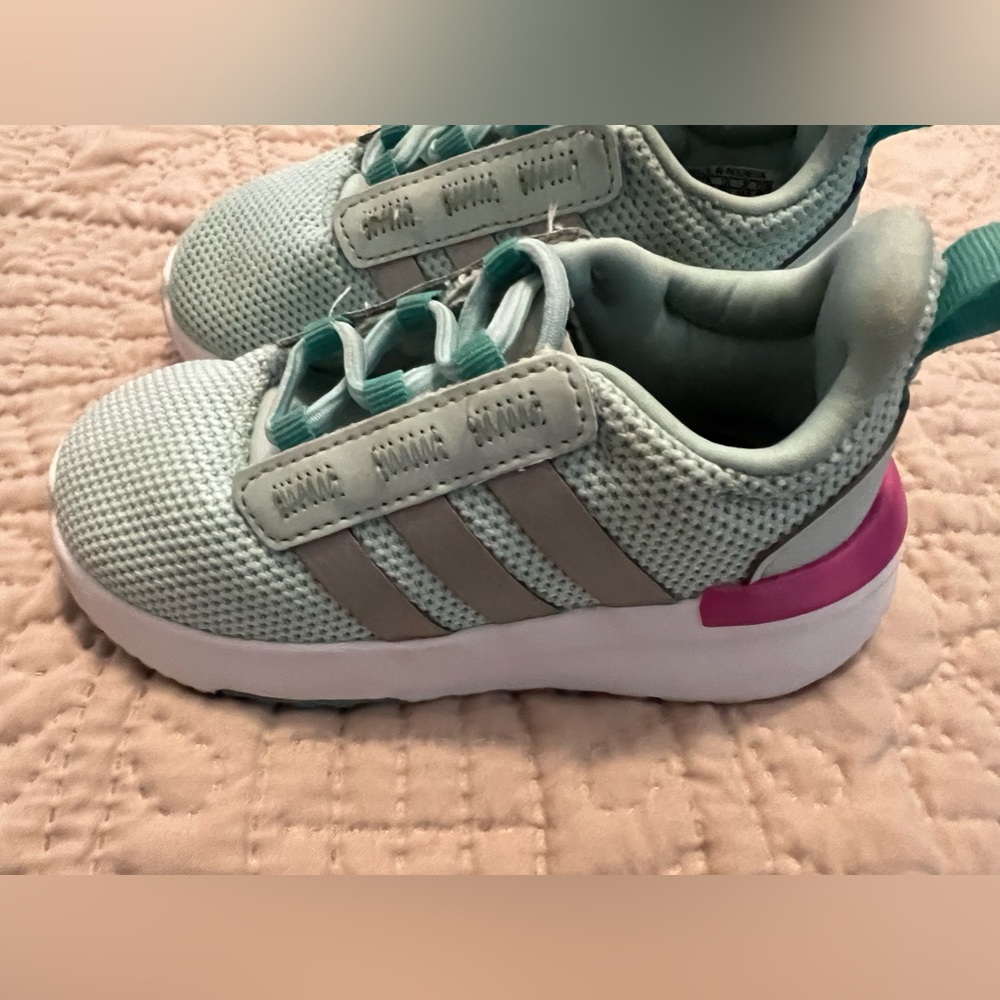 Adidas Child Sneaker - Picture 2 of 5